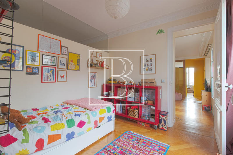 Appartement - 128 m² - 5 pièces