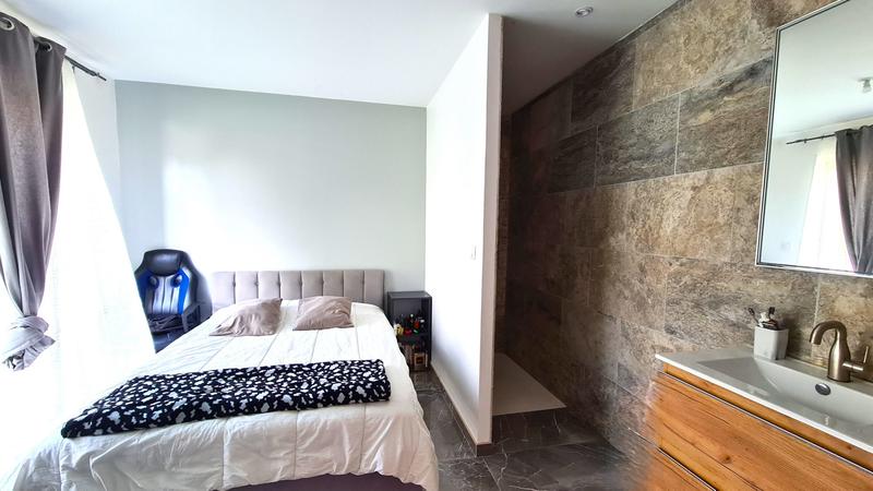 Maison - 157 m² - 7 pièces