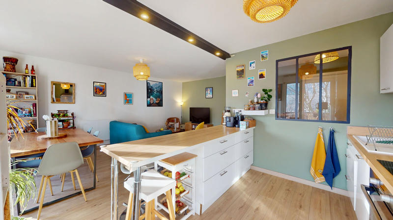 Appartement - 65 m² - 3 pièces