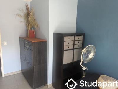 Chambre - 10 m² - 1 pièce