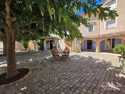 Maison - 165 m² - 6 pièces