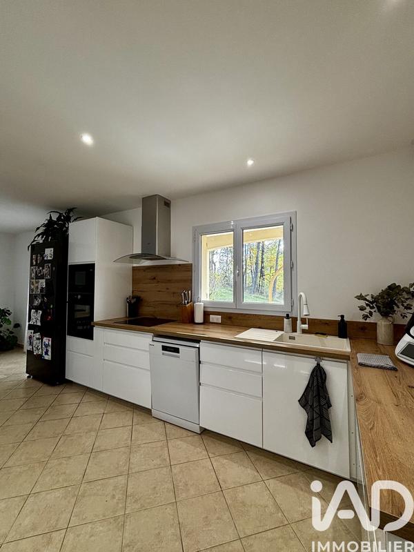 Maison - 110 m² - 5 pièces