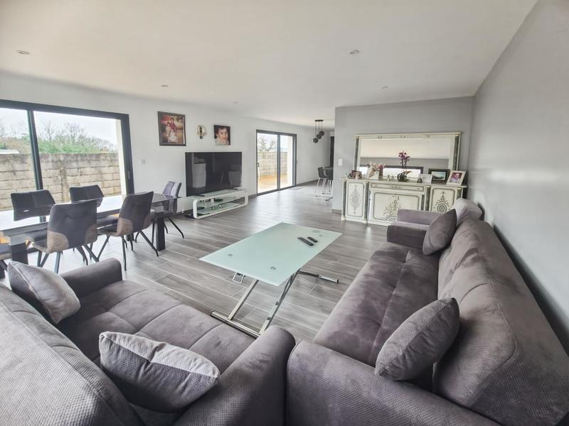 Maison - 134 m² - 5 pièces