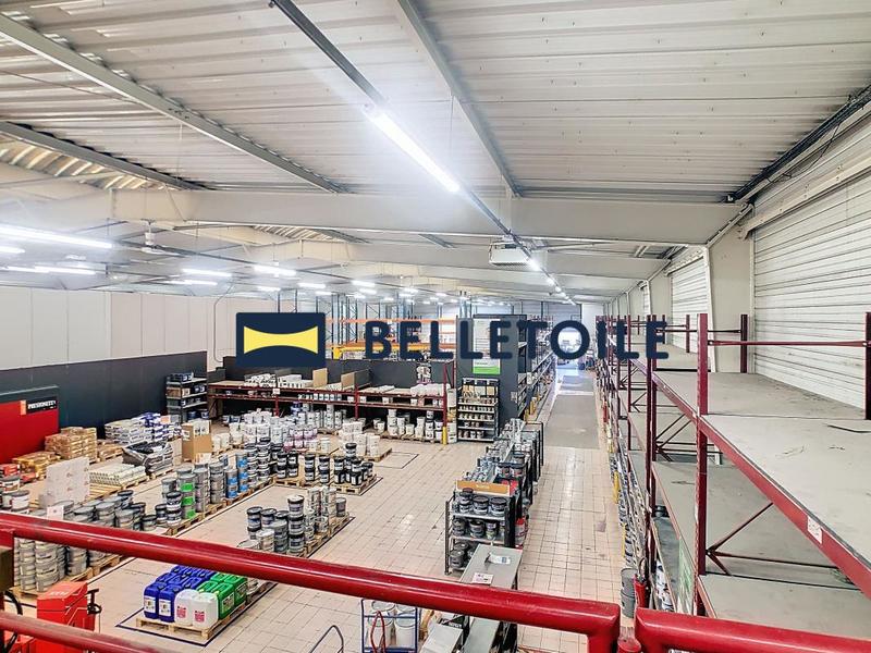 Local commercial - 2 657 m²