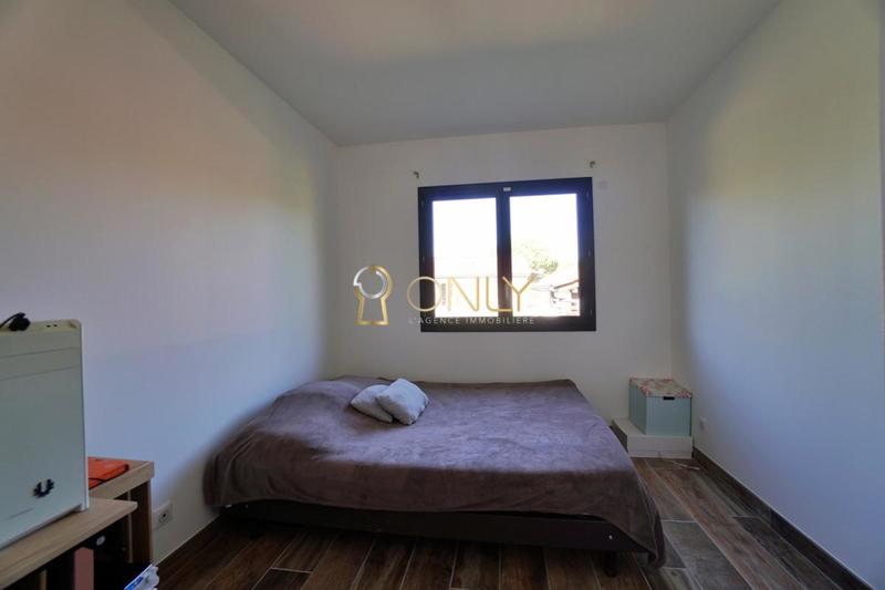 Maison - 104 m² - 4 pièces