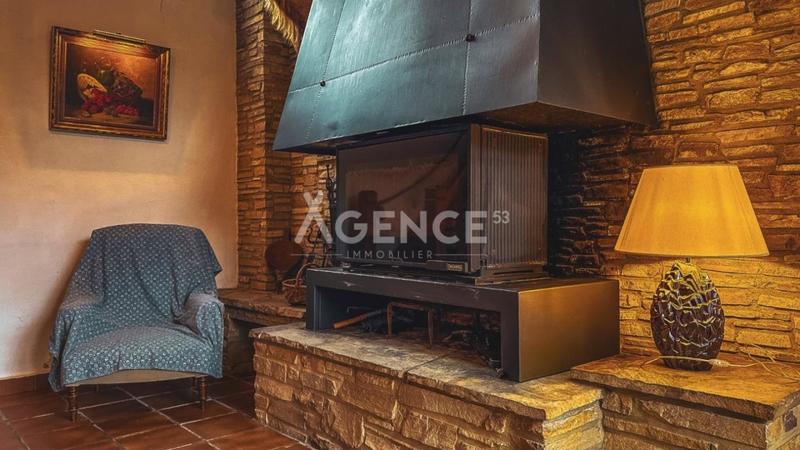 Maison bourgeoise - 352 m² - 9 pièces