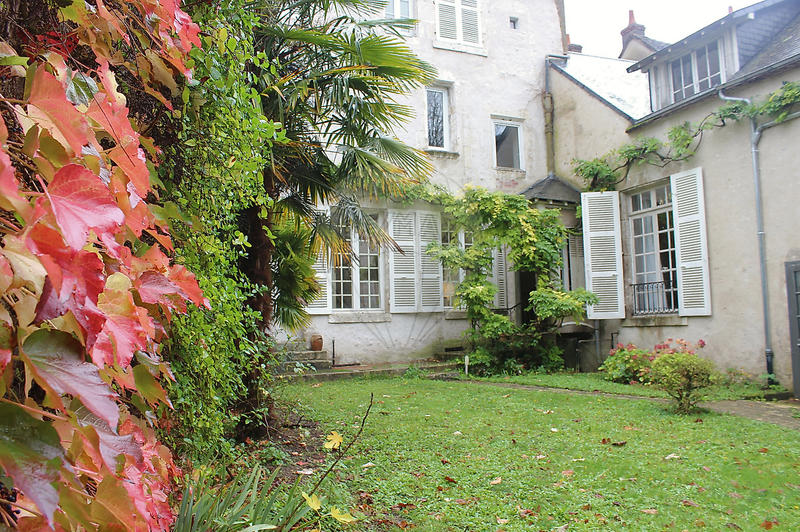 Propriété - 420 m² - 14 pièces