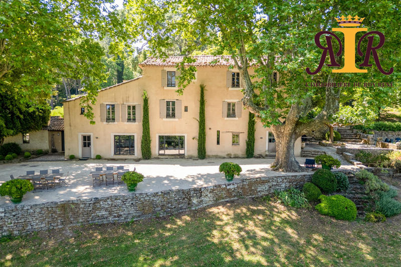 Bastide - 450 m² - 12 pièces