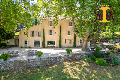 Bastide - 450 m² - 12 pièces
