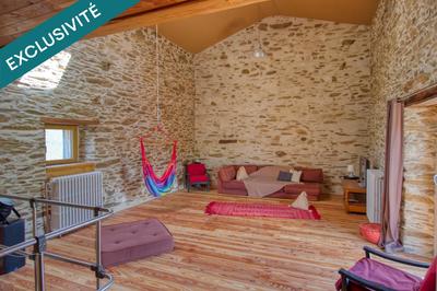 Maison - 210 m² - 5 pièces