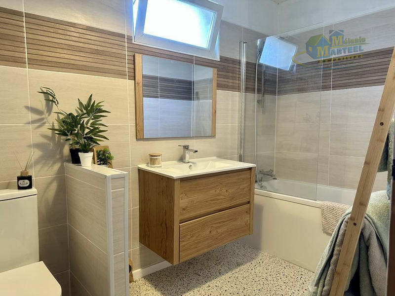 Maison - 116 m² - 6 pièces