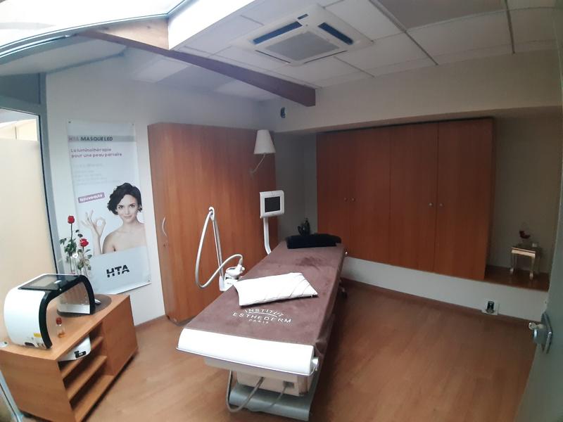 Local commercial - 229 m² - 6 pièces