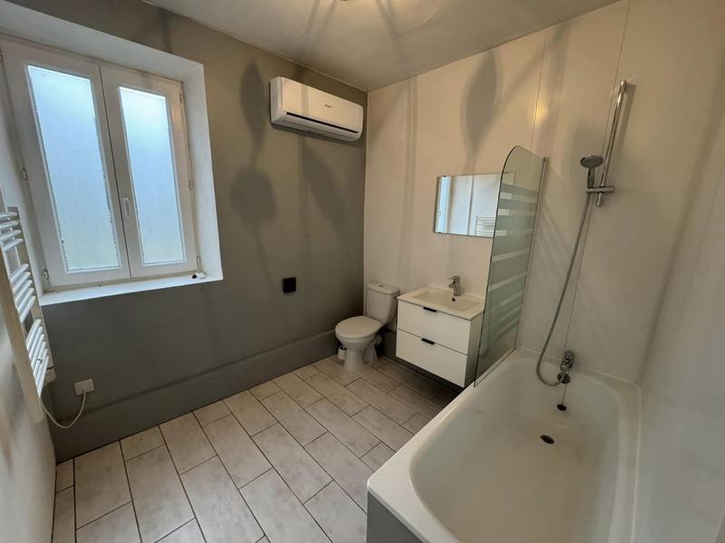 Maison - 84 m² - 4 pièces