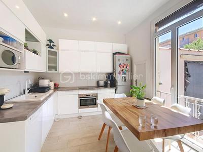 Maison - 74 m² - 4 pièces