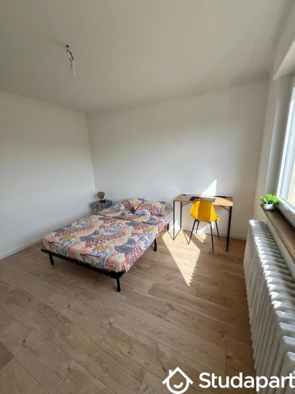 Chambre - 9 m² - 1 pièce