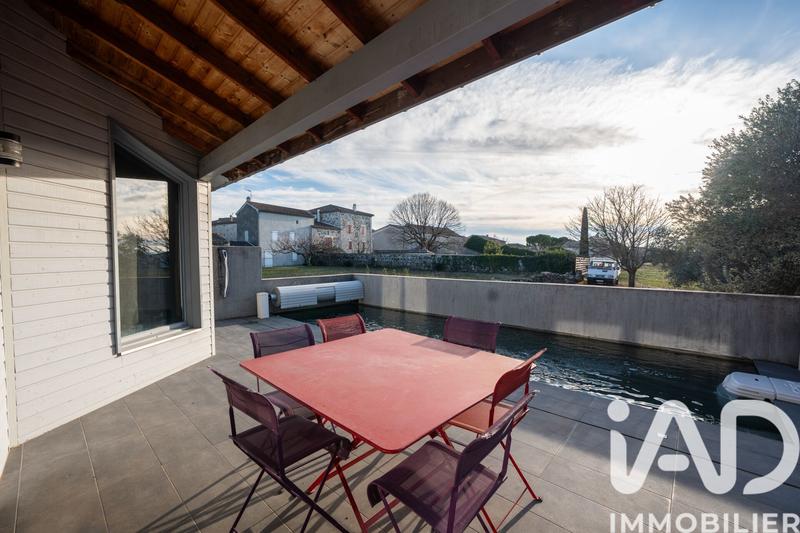 Maison - 152 m² - 8 pièces