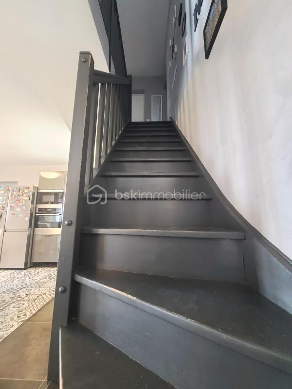 Pavillon - 185 m² - 9 pièces