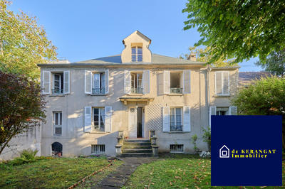 Maison ancienne - 222 m² - 7 pièces