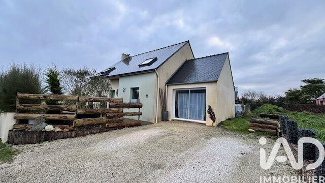 Maison - 136 m² - 7 pièces