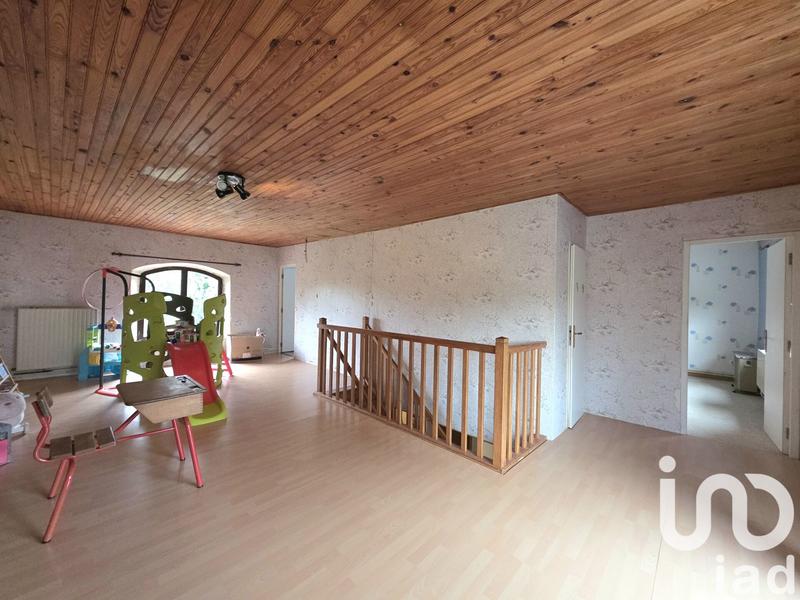 Maison de campagne - 200 m² - 6 pièces