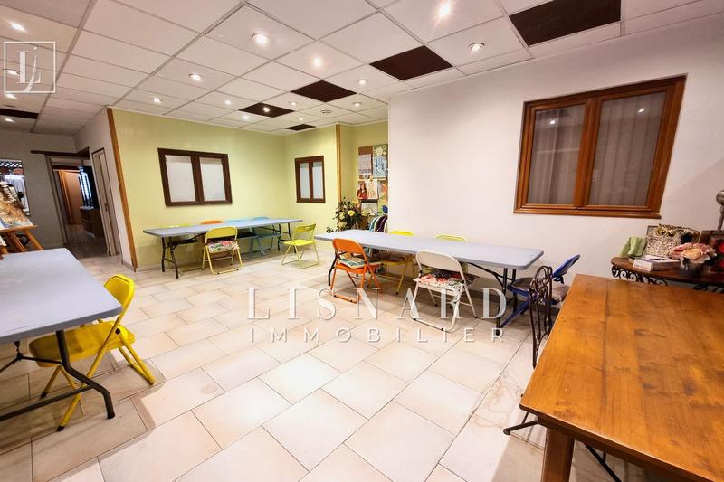 Local commercial - 168 m²