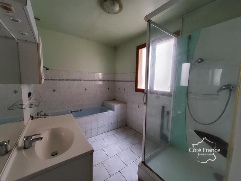 Maison de village - 102 m² - 4 pièces