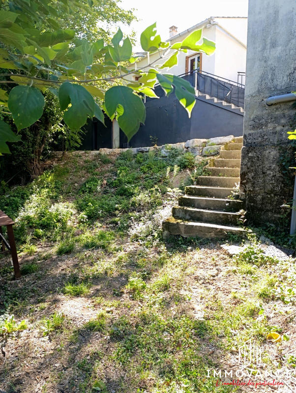 Maison - 98 m² - 4 pièces