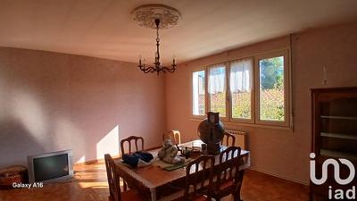 Maison - 121 m² - 5 pièces