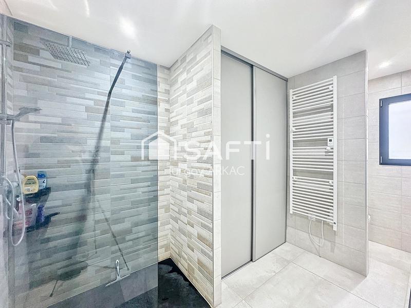 Maison - 138 m² - 5 pièces