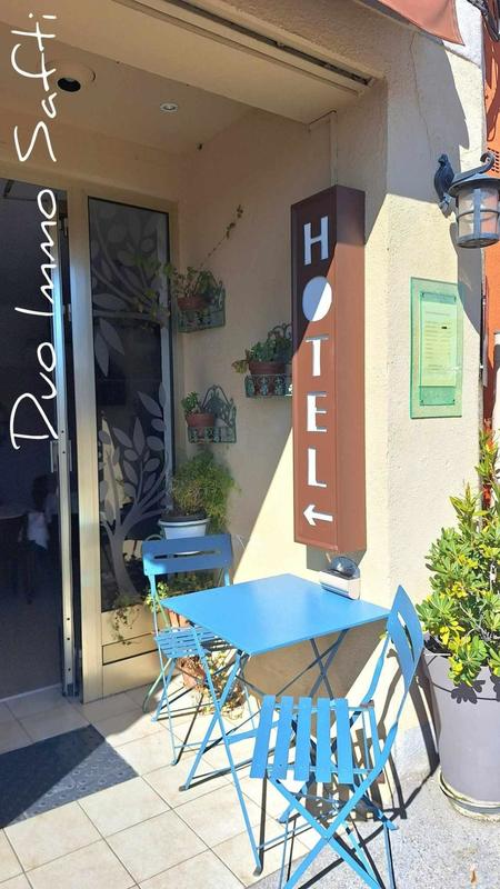 Local commercial - 630 m² - 25 pièces