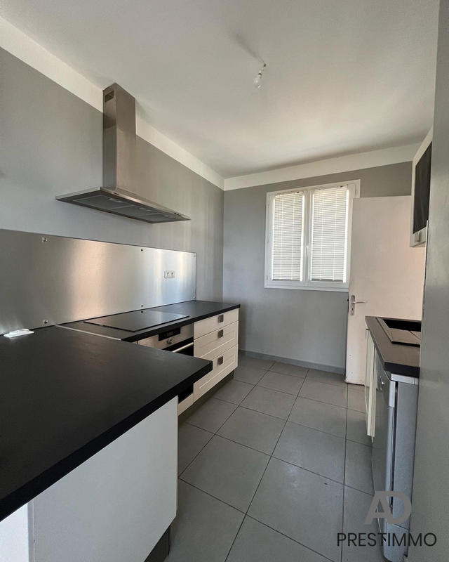 Appartement - 72 m² - 3 pièces