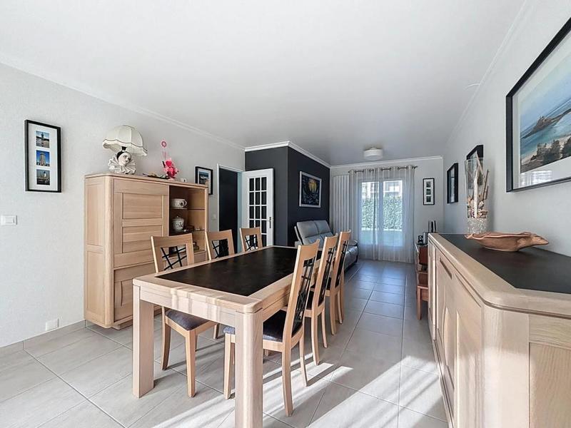 Maison - 107 m² - 7 pièces