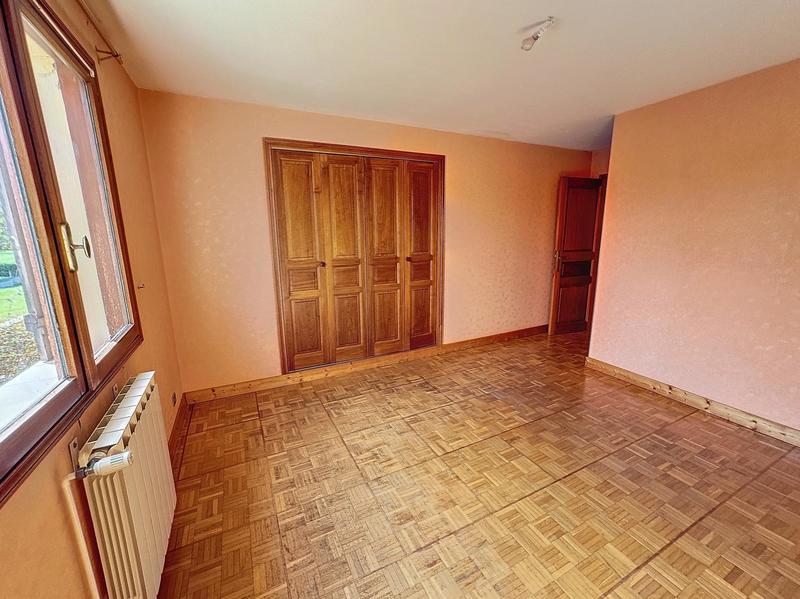 Maison - 217 m² - 8 pièces