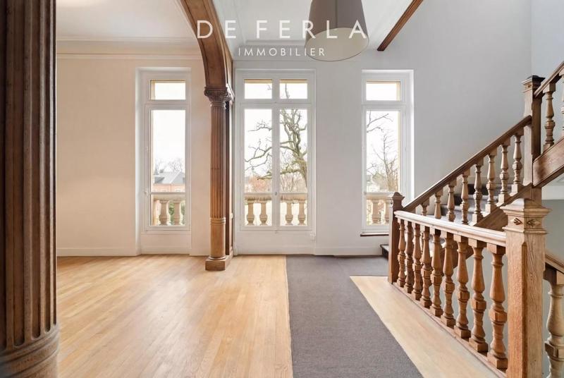 Château - 826 m² - 18 pièces