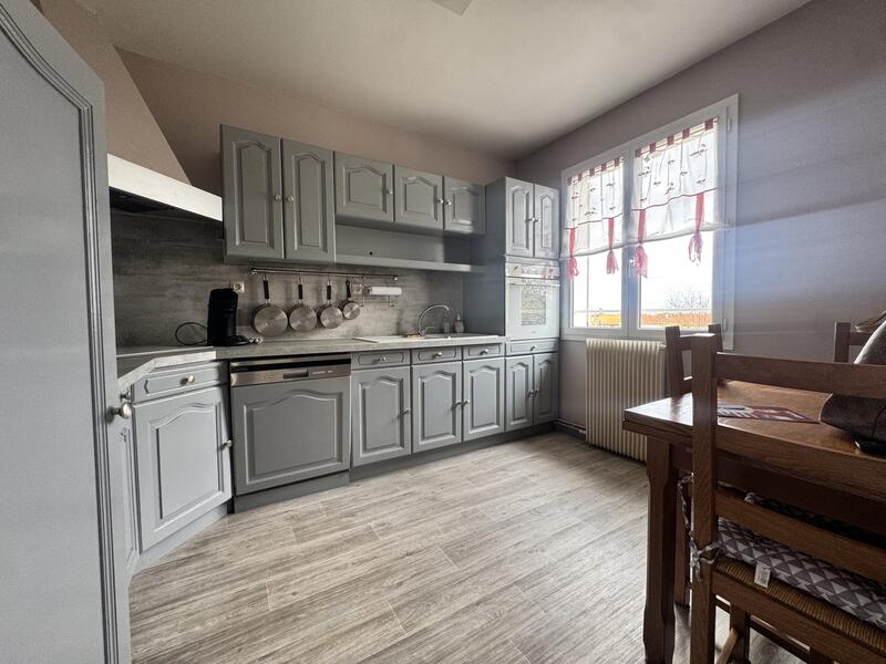 Maison traditionnelle - 123 m² - 6 pièces