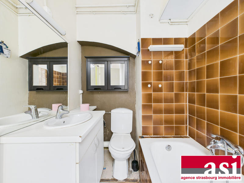 Local d'activités - 78 m² - 4 pièces