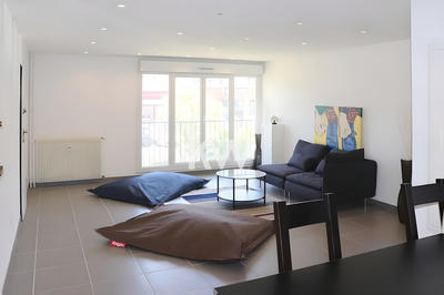 Appartement - 83 m² - 4 pièces