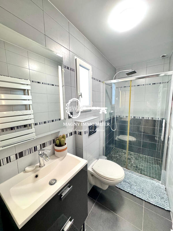 Maison - 158 m² - 6 pièces