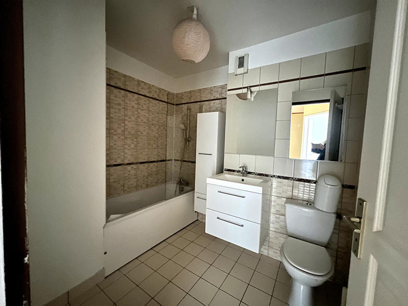 Appartement - 77 m² - 4 pièces