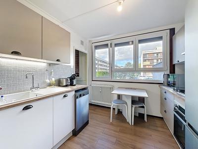 Appartement - 88 m² - 5 pièces