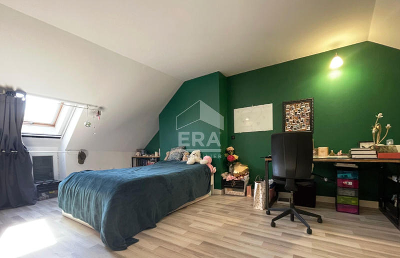 Maison - 186 m² - 7 pièces