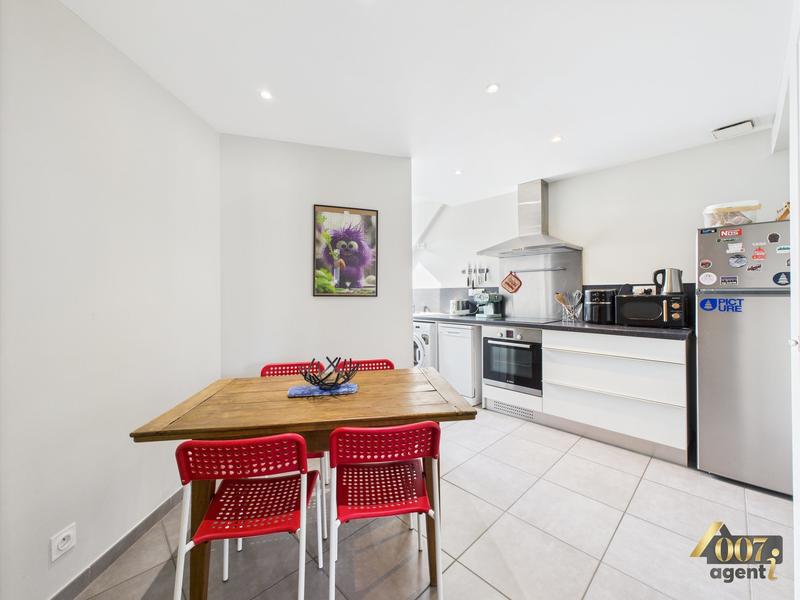 Appartement - 79 m² - 4 pièces