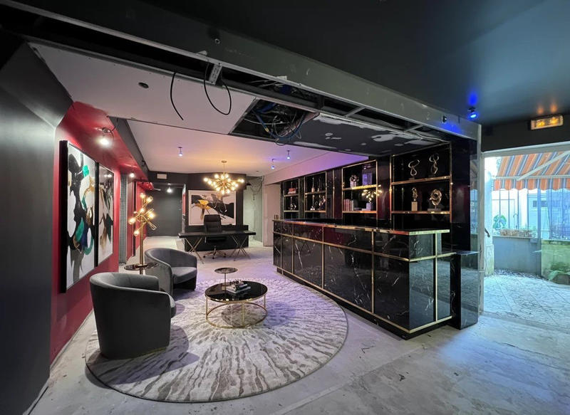 Fonds de commerce - Magasins - 222 m²