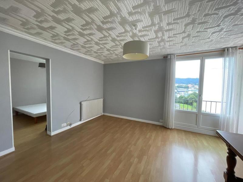 Appartement - 72 m² - 4 pièces