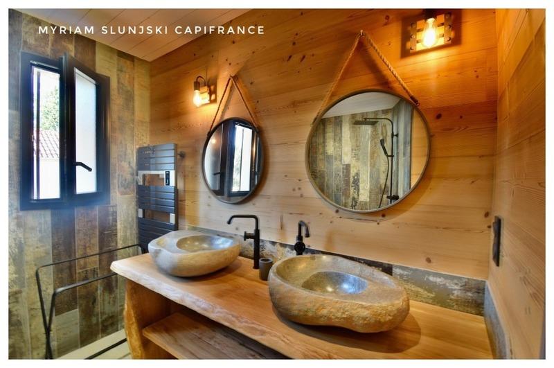 Villa - 210 m² - 6 pièces