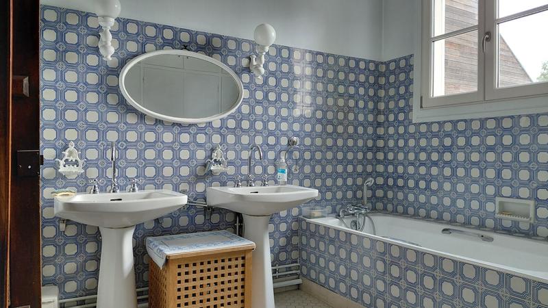 Maison - 140 m² - 7 pièces