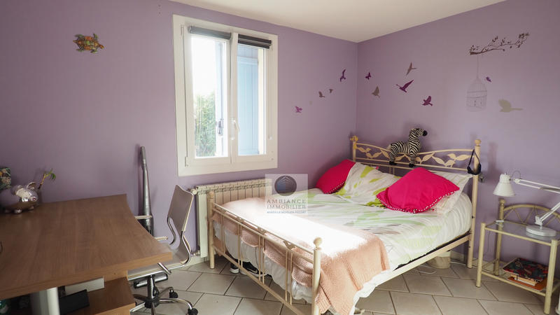 Maison - 222 m² - 9 pièces