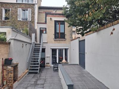 Maison - 176 m² - 5 pièces