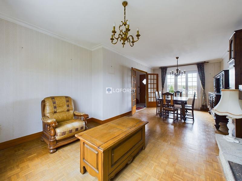 Maison - 115 m² - 6 pièces