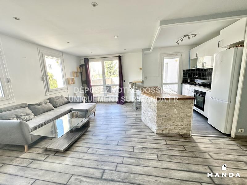 Chambre - 10 m² - 4 pièces